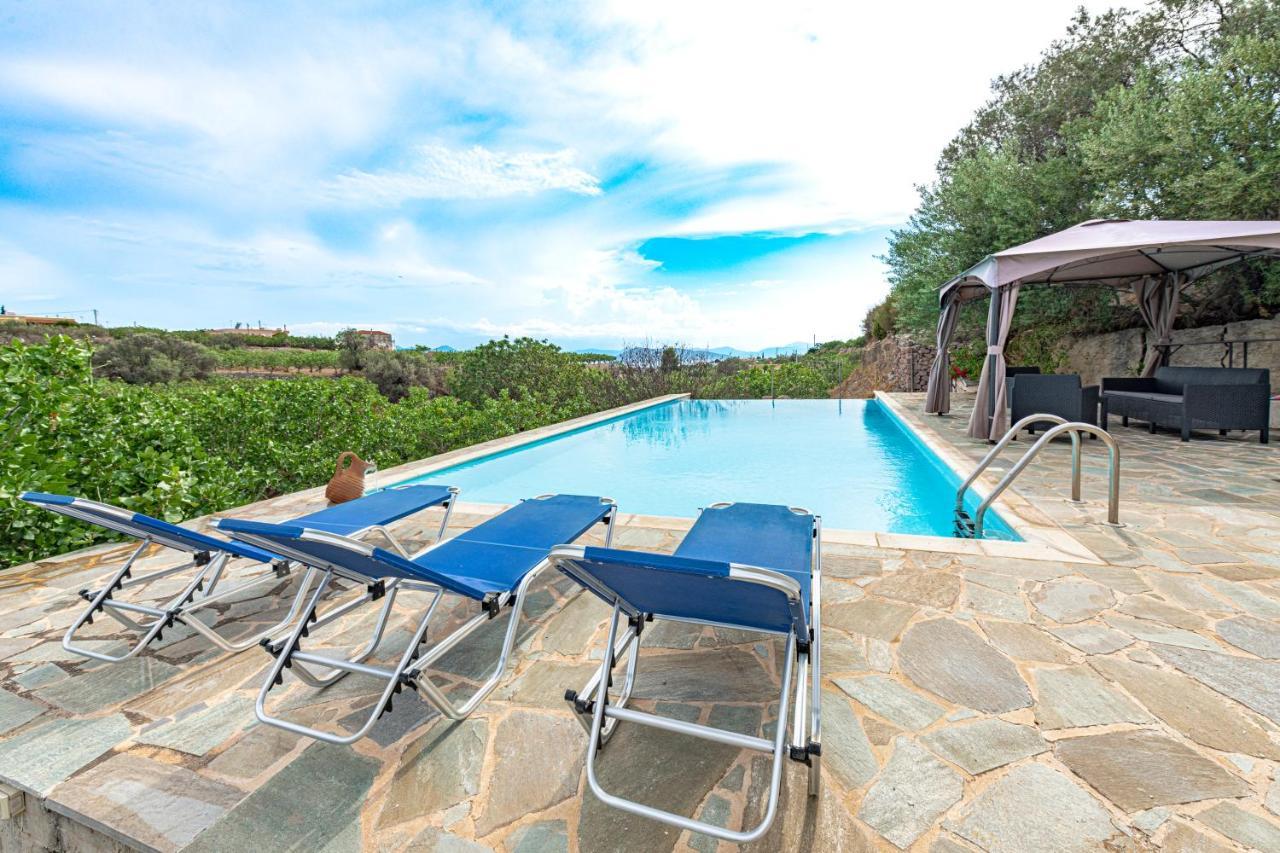 Villa Xenia Aegina ภายนอก รูปภาพ