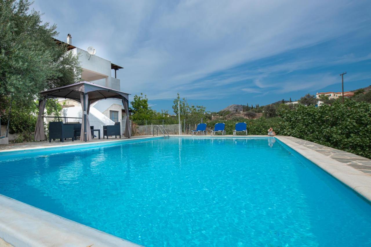 Villa Xenia Aegina ภายนอก รูปภาพ